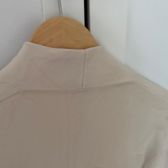 Babaton Beige Robe - Picture 6 of 7